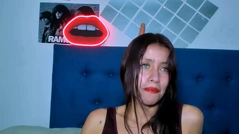 Snapshot of sofiia_tay chatting on 09-17-25, 03:14 sofiia_tay online show from 09-17-25, 03:14