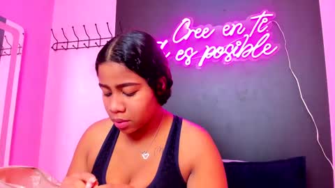 Snapshot of sofiifox chatting on 03-05-25, 01:06 sofiifox online show from 03-05-25, 01:06