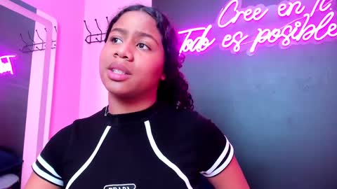 Snapshot of sofiifox chatting on 03-05-25, 07:38 sofiifox online show from 03-05-25, 07:38