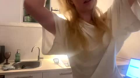 sofii online show from 07-25-26, 11:46