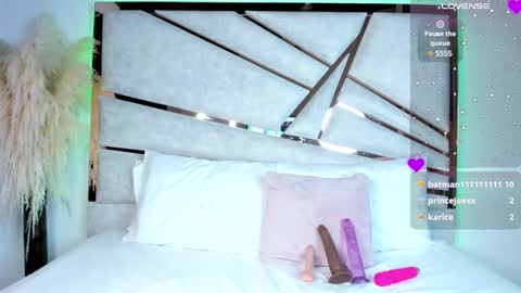 Snapshot of sofijohnsonx chatting on 03-05-25, 08:53 sofijohnsonx online show from 03-05-25, 08:53