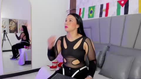 Snapshot of sofiperez_ chatting on 07-05-26, 11:17 online show from 07-05-26, 11:17