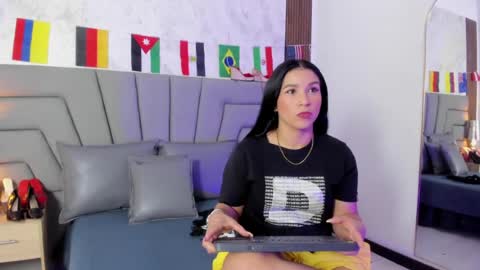 Snapshot of sofiperez_ chatting on 07-06-26, 11:29 online show from 07-06-26, 11:29
