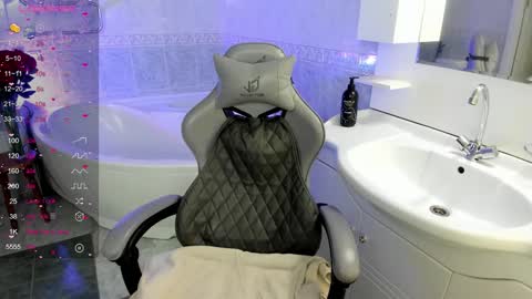 sofiyamil online show from 11-03-25, 01:51