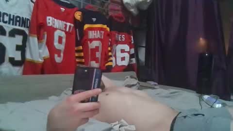 Snapshot of soflogrown97 chatting on 01-14-26, 02:50 Mason Muscles online show from 01-14-26, 02:50