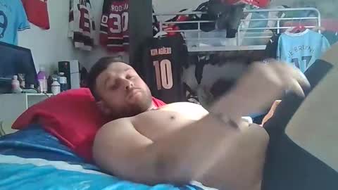 Snapshot of soflogrown97 chatting on 03-25-26, 07:42 Mason Muscles online show from 03-25-26, 07:42