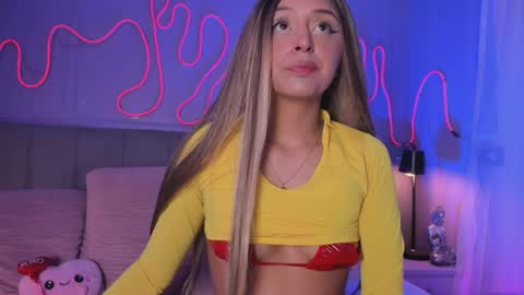 Snapshot of sofly_s chatting on 02-26-26, 11:53 Sofi online show from 02-26-26, 11:53