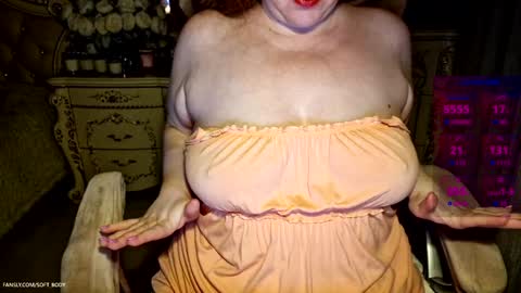 Hi Im Sofia             online show from 12-06-24, 01:11