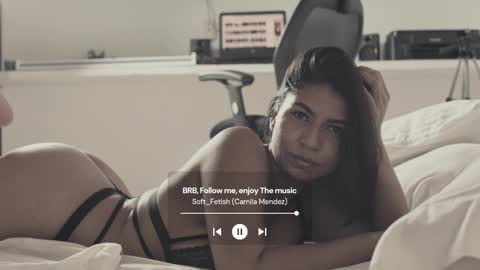 Snapshot of soft_fetish chatting on 03-12-25, 05:57 Camila M online show from 03-12-25, 05:57