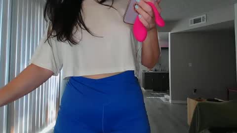 Snapshot of soft_latina chatting on 09-28-25, 10:48 Streaming 1129 7pm PST online show from 09-28-25, 10:48