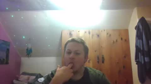 softbakedaftrdrk online show from 01-06-26, 04:27