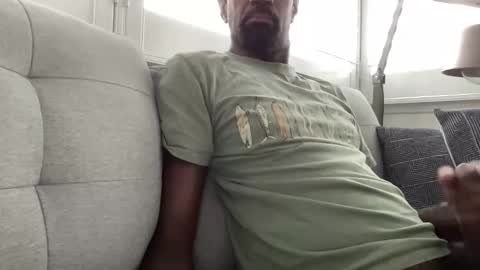 Snapshot of softgrind chatting on 01-09-26, 08:32 softgrind online show from 01-09-26, 08:32