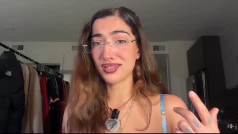 Snapshot of softheatmaria chatting on 06-06-26, 01:32 Soft Heat Maria online show from 06-06-26, 01:32