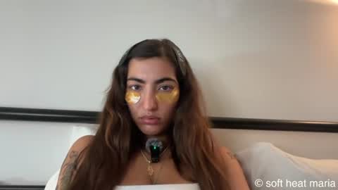 Soft Heat Maria online show from 06-25-26, 01:59