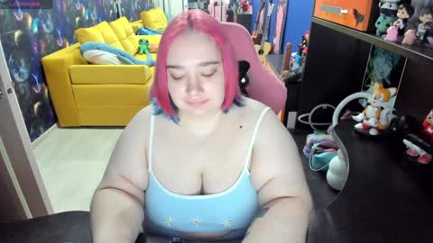 Sofie online show from 12-18-24, 01:59