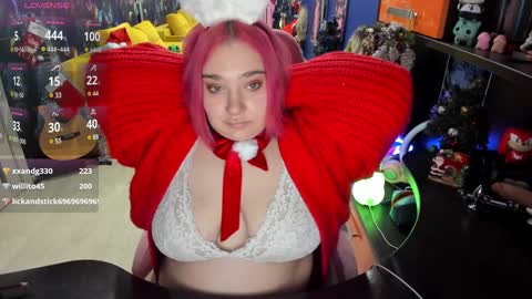 Sofie online show from 12-26-24, 08:50