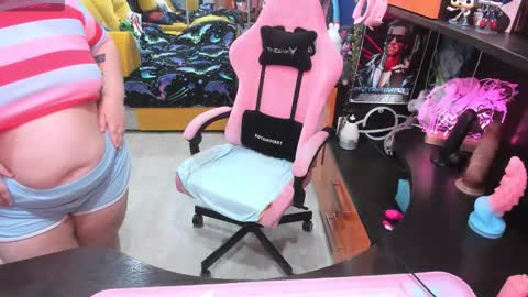 Sofie online show from 09-25-25, 02:59