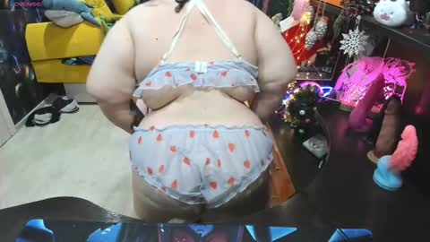 Sofie online show from 01-13-26, 02:17