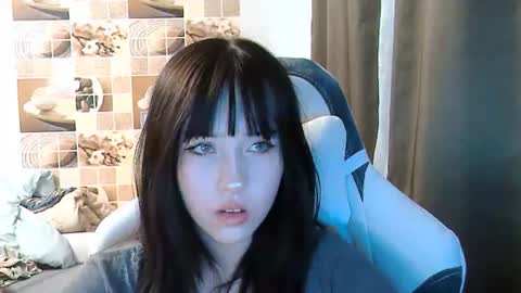 Eva online show from 06-27-26, 05:07
