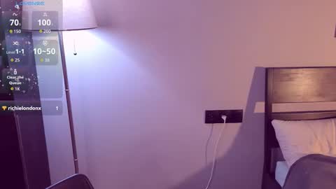 Emily online show from 10-22-25, 05:13