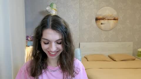 Snapshot of softwine chatting on 04-18-26, 02:10 Kelly online show from 04-18-26, 02:10