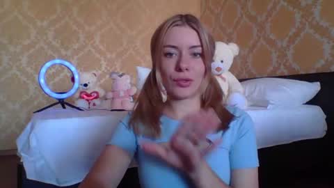 softy_aura online show from 06-24-26, 10:36