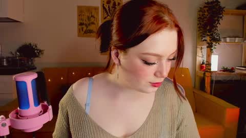 Snapshot of sofy_benson chatting on 01-14-25, 02:00 Sofy online show from 01-14-25, 02:00