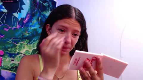 Snapshot of sofy_bonnet chatting on 03-16-26, 11:58 online show from 03-16-26, 11:58