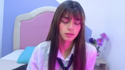 sofy_durand online show from 04-14-26, 12:00