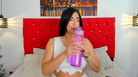 Snapshot of sofy_muller_ chatting on 03-15-26, 05:02 sofy_muller_ online show from 03-15-26, 05:02