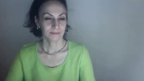 Snapshot of sofysticat chatting on 11-29-25, 12:41 SofystiCat online show from 11-29-25, 12:41