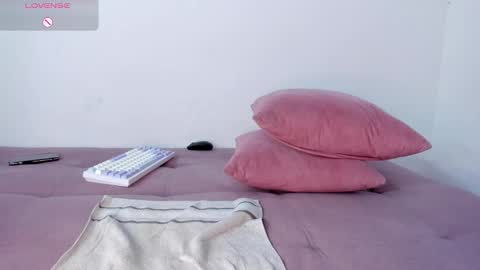 Sol online show from 09-18-25, 04:09