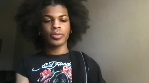 SolaceEve online show from 12-21-25, 07:21