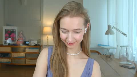 Bella online show from 01-26-25, 02:52