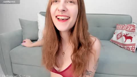 Snapshot of solaralice chatting on 01-08-25, 06:20 SolarAlice online show from 01-08-25, 06:20