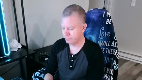 just ask  online show from 09-22-25, 04:09