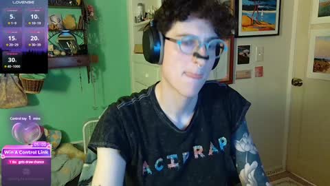 solaya papaya  jordan theythem online show from 01-22-25, 06:10