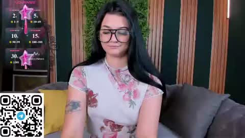 Snapshot of solazolaa chatting on 07-17-26, 01:45 Sonya online show from 07-17-26, 01:45
