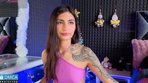 Snapshot of solbeaumont chatting on 11-27-25, 06:10 Sol online show from 11-27-25, 06:10