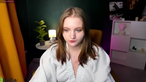 Nora online show from 09-15-25, 10:15
