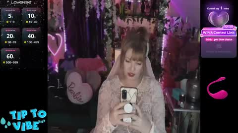 solesticia online show from 01-25-25, 02:26