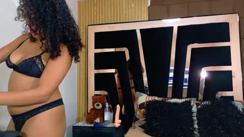 Sol Evans online show from 09-22-25, 01:02