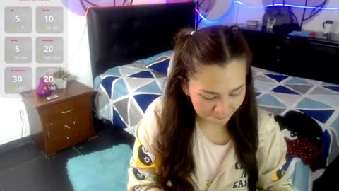 Snapshot of solhime chatting on 07-27-26, 12:23 Sol online show from 07-27-26, 12:23