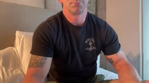 Some guy00 online show from 05-11-26, 11:35