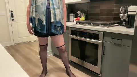 Snapshot of someonespeicial chatting on 09-20-25, 11:50 someonespeicial online show from 09-20-25, 11:50