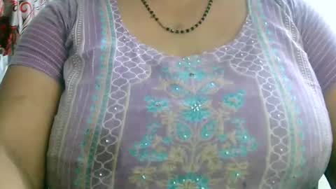 Snapshot of soni88888 chatting on 12-04-24, 02:48 soni88888 online show from 12-04-24, 02:48