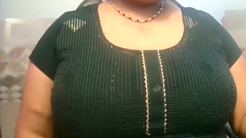 Snapshot of soni88888 chatting on 01-28-25, 05:22 soni88888 online show from 01-28-25, 05:22