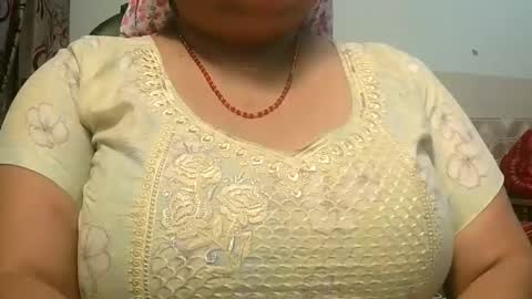 Snapshot of soni88888 chatting on 02-18-25, 03:32 soni88888 online show from 02-18-25, 03:32