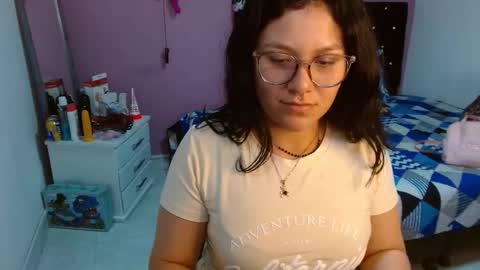 Snapshot of sonialatin69 chatting on 12-13-24, 06:59 sonialatin69 online show from 12-13-24, 06:59