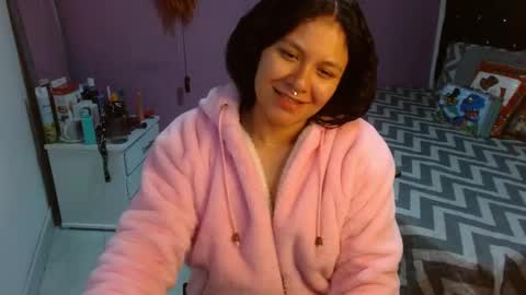 Snapshot of sonialatin69 chatting on 01-09-25, 05:13 sonialatin69 online show from 01-09-25, 05:13